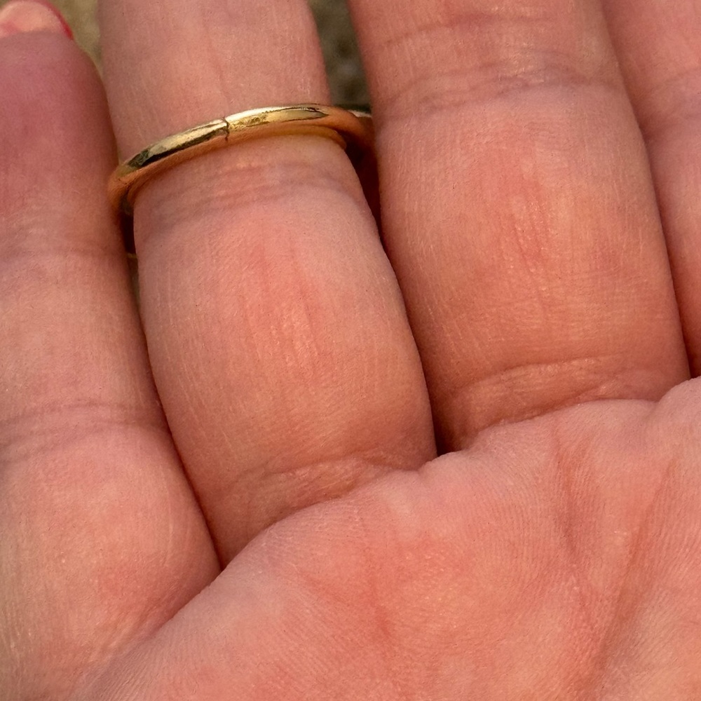 Ring - Picture 4 of 4